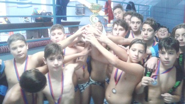 NOΠ: Υδατοσφαίριση Μίνι-παίδων (Κ13 ) 7o Tουρνουά υδατοσφαίρισης Splash – Βόλος  Το αργυρό μετάλλιο η ομάδα μίνι-παίδων, στην 5η θέση η ομάδα παίδων