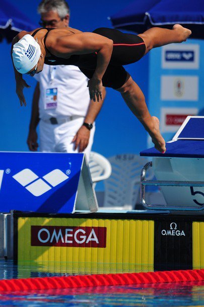 12/12/2011 ΚΟΛΥΜΒΗΣΗ: Η συμμετοχή της πρωταθλήτριας του ΝΟΠ Νόρας Δράκου στο Πανευρωπαϊκό Πρωτάθλημα σε 25 πισίνα 