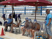 03/07/12. Διοίκηση: 2. Τοποθέτηση σκιάστρων και ομπρελών