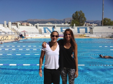 ΝΟΠ: Κολυμβητήριο Η Νόρα Δράκου και η Κρυστέλ Βουρνά για προπόνηση στην πισίνα του ΝΟΠ